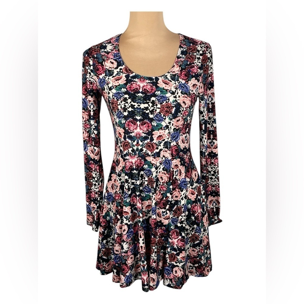 Show Me Your MuMu Stevie Babydoll Dress Long Sleeve Floral Size Small NWT - Picture 4 of 10